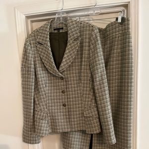 Suit